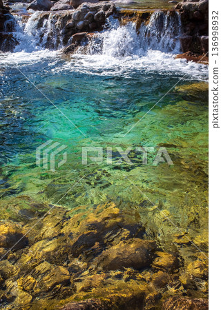 「清涼美景」翡翠綠山澗(三重縣駒野町朝夕谷) 「清涼美景」翡翠綠山澗(三重縣駒野町朝夕谷) 136998932