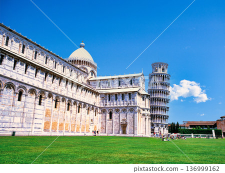 托斯卡納比薩斜塔的景色 136999162