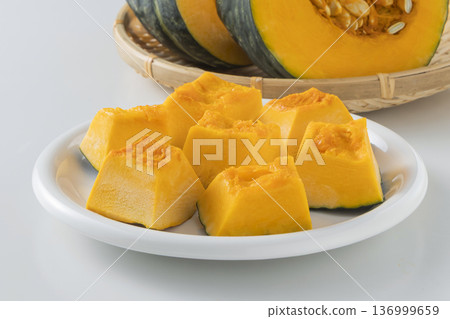 Cut pumpkin pumpkin Cut pumpkin pumpkin 136999659