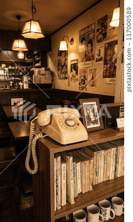 復古咖啡館提供的食物、甜點、蛋糕、飲料、咖啡和茶 137000589