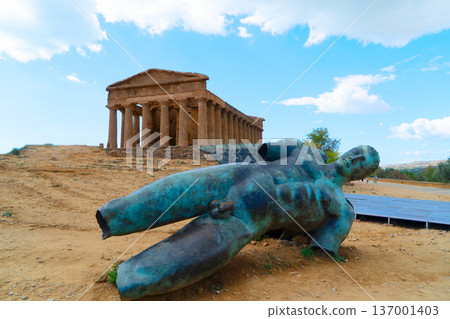 Agrigento site with ancient greek ruins, Sicily Agrigento site with ancient greek ruins, Sicily 137001403