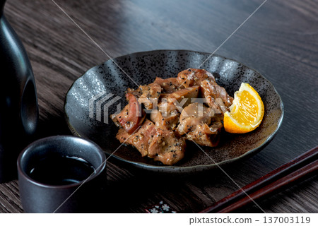 盤子上的沙子 137003119