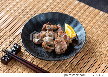 盤子上的沙子 137003129