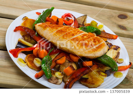 Plakiya with chicken breast Plakiya with chicken breast 137005839