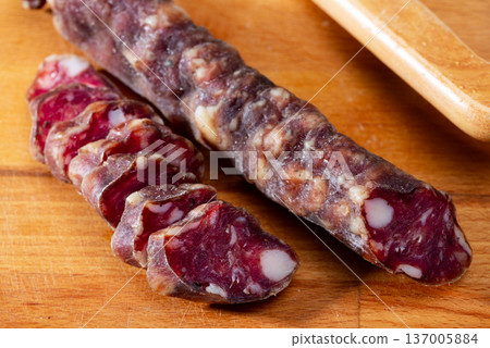 Sliced french dry sausage 137005884