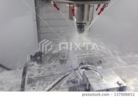 Mist Coolant CNC Machine 137006652