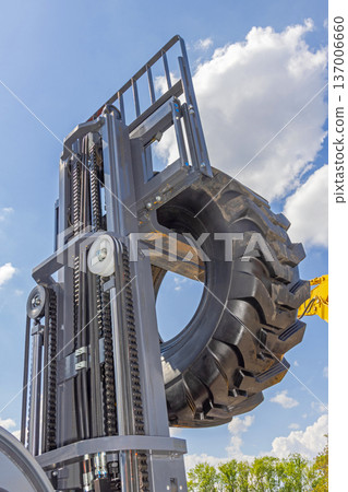 Construction Machine Tyre Forklift Construction Machine Tyre Forklift 137006660