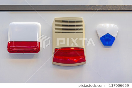 Outdoor Siren Strobe Lights Outdoor Siren Strobe Lights 137006669