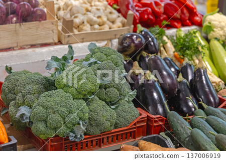 Broccoli Aubergine Farmers Market Broccoli Aubergine Farmers Market 137006919