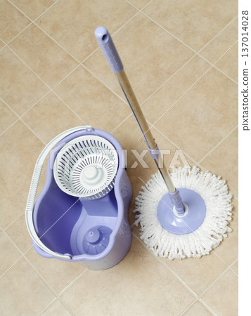 Mop and bucket Mop and bucket 137014028