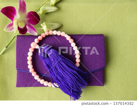 石斛和佛教祭壇用品 石斛和佛教祭壇用品 137014382