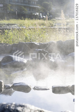 Misasa Onsen Riverside Open-Air Bath 137016829