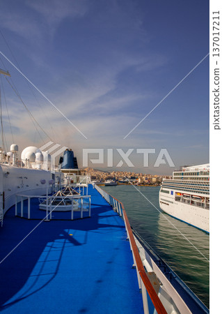 比雷埃夫斯港 137017211