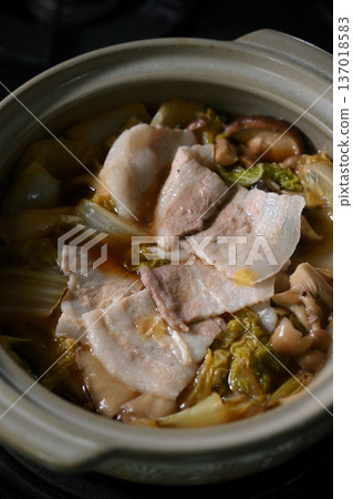 白菜五花肉火鍋 137018583