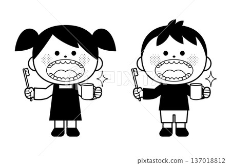 A child with beautiful teeth who is good at brushing his teeth 137018812