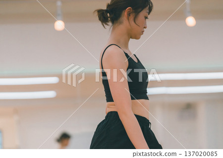 dancing, female, lady 137020085