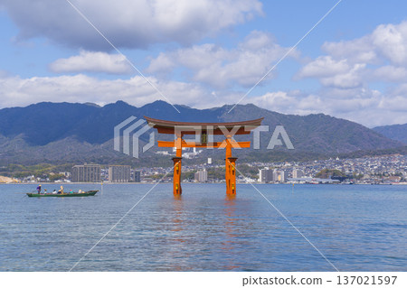 Otori at Itsukushima shrine 137021597