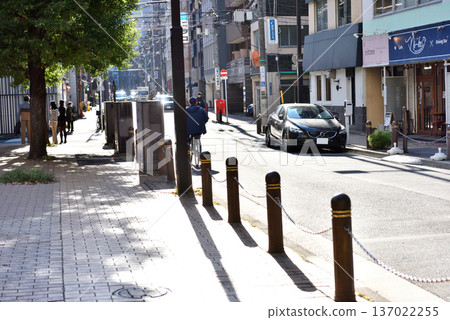 午後陽光下的古尾町後街景色 137022255