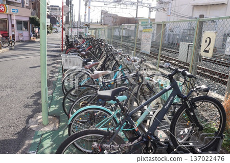 堺市堺區，阪和線，堺市站自行車停車場 137022476