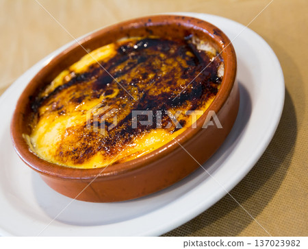 Crema catalana - dessert of Catalonia Crema catalana - dessert of Catalonia 137023982