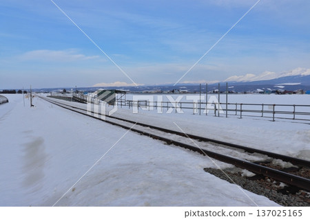 薰衣草農場車站正在拆除（北海道中富良野町） 137025165
