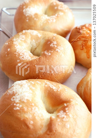 自創百吉餅麵包 自創百吉餅麵包 137025509