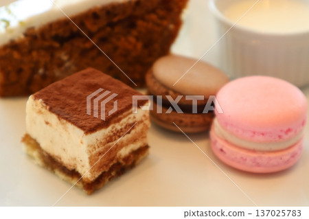 美味的蛋糕自助餐 美味的蛋糕自助餐 137025783