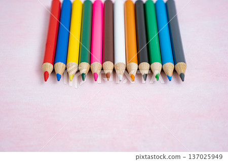 Colorful colored pencils and copy space, stationery image on white background 137025949