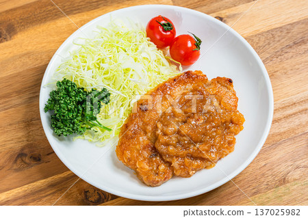 pork ginger pork ginger 137025982