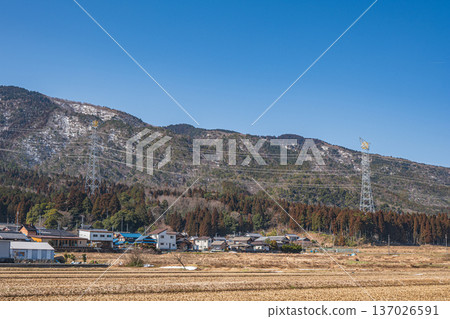 Rural scenery of Lake Biwa in early spring, Nagahara, Nagahama City, Shiga Prefecture 137026591