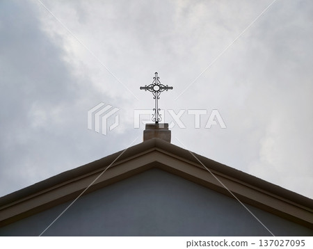 Overhead symbol of tradition and heritage, Silent guardian over city during evening twilight 137027095