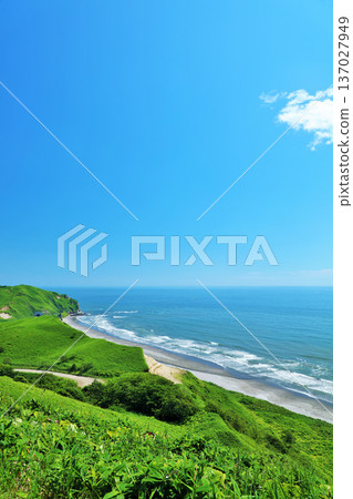 北海道夏季藍天大海風景 北海道夏季藍天大海風景 137027949