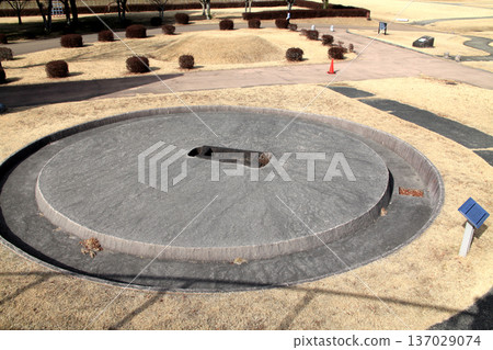 A view of the Iwahara Burial Mounds, a nationally designated historic site in Yamaga City, Kumamoto Prefecture A view of the Iwahara Burial Mounds, a nationally designated historic site in Yamaga City, Kumamoto Prefecture 137029074