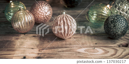 Christmas or New Year background, vintage toys on the Christmas tree 137030217