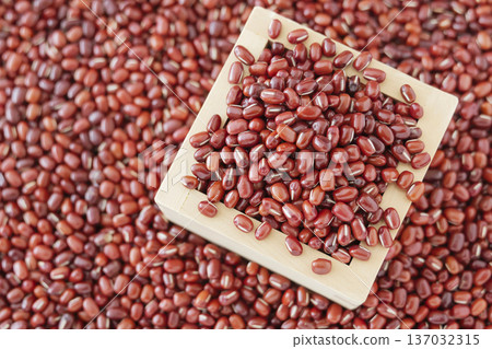 Azuki bean paste Azuki bean paste 137032315