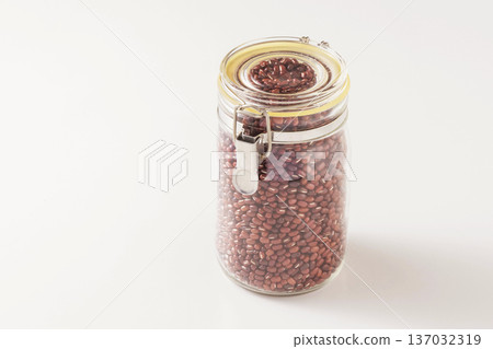 Azuki bean paste Azuki bean paste 137032319