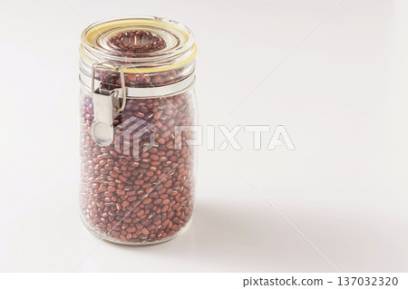 Azuki bean paste Azuki bean paste 137032320