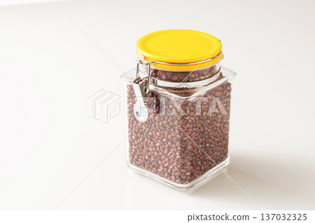 Azuki bean paste Azuki bean paste 137032325