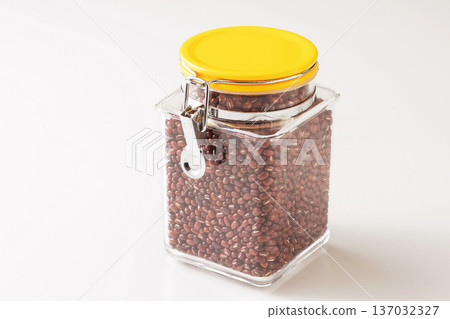 Azuki bean paste Azuki bean paste 137032327