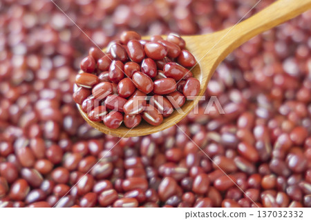 Azuki bean paste Azuki bean paste 137032332