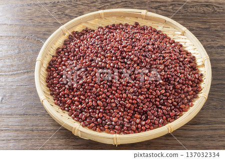 Azuki bean paste Azuki bean paste 137032334