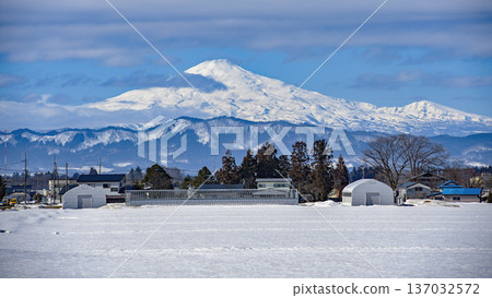 Dewa Fuji, Mount Chokai, Yokote City, Akita Prefecture Dewa Fuji, Mount Chokai, Yokote City, Akita Prefecture 137032572