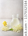 Elderflower beverage 137032584