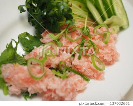 Negitoro, my wife's home-cooked meals, dinner at home, happy family Negitoro, my wife's home-cooked meals, dinner at home, happy family 137032661