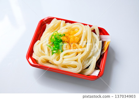 一碗冰鎮烏龍麵 一碗冰鎮烏龍麵 137034903