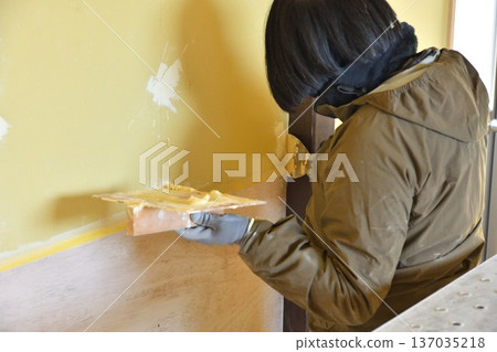 Painting Woman Painting Woman 137035218