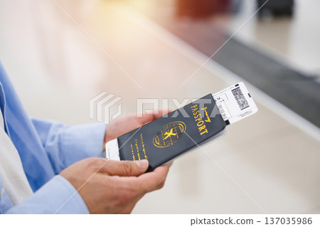 Passport and boarding pass Photography cooperation: Kansai International Airport (KIX) Photography cooperation: Kansai International Airport (KIX) 137035986