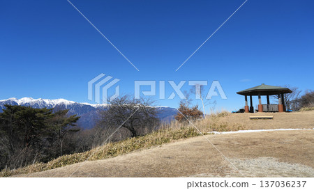 從金波賀塔山頂眺望的景色 從金波賀塔山頂眺望的景色 137036237