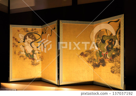 京都建仁寺秋景－風神雷神屏風（高清複製品） 137037192