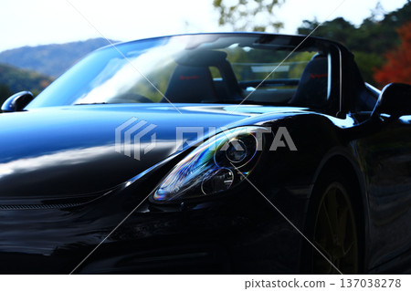 shiny black open car 137038278